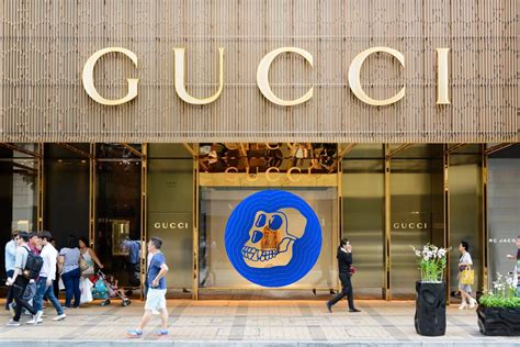 Gucci now accepts ApeCoin through BitPay 